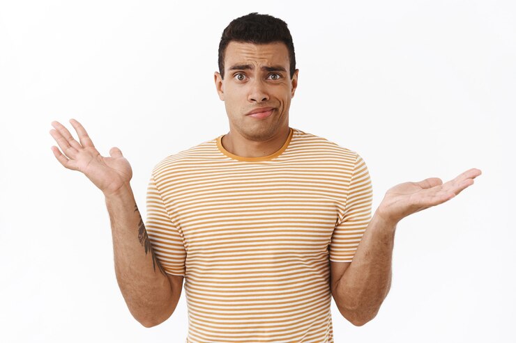 clueless-confused-young-perplexed-athletic-man-cant-understand-anything_176420-33403